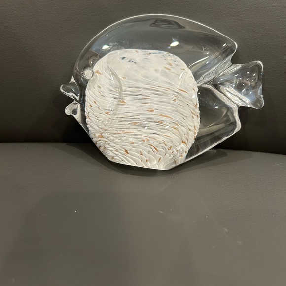 Marcolin Clear & White Art Crystal Glass Fish Sculpture. Acid-Etched on Bottom - Picture 2 of 10